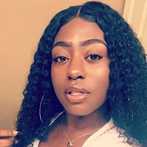 Meet your Posher, Trenetta